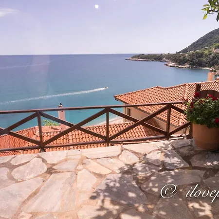 Uranus Blue Agios Ioannis Papa Nero * Agios Ioannis (Thessaly)