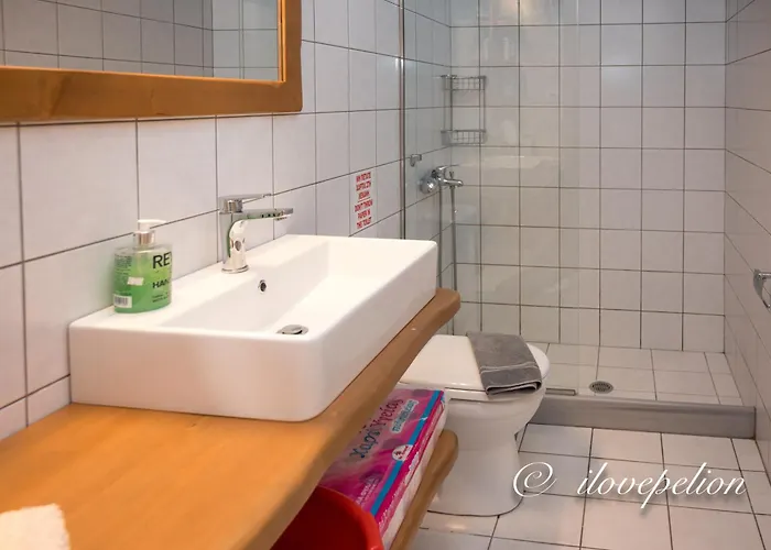 Uranus Blue Agios Ioannis Papa Nero *