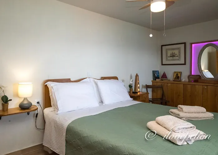 Uranus Blue Agios Ioannis Papa Nero *