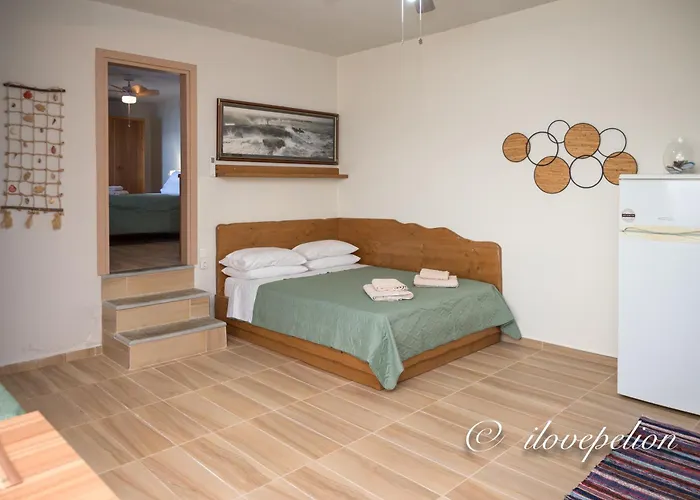 Uranus Blue Agios Ioannis Papa Nero *