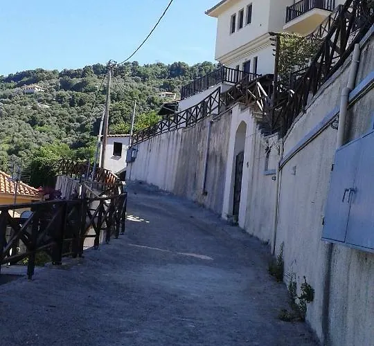 Nyaraló Uranus Blue Agios Ioannis Papa Nero *